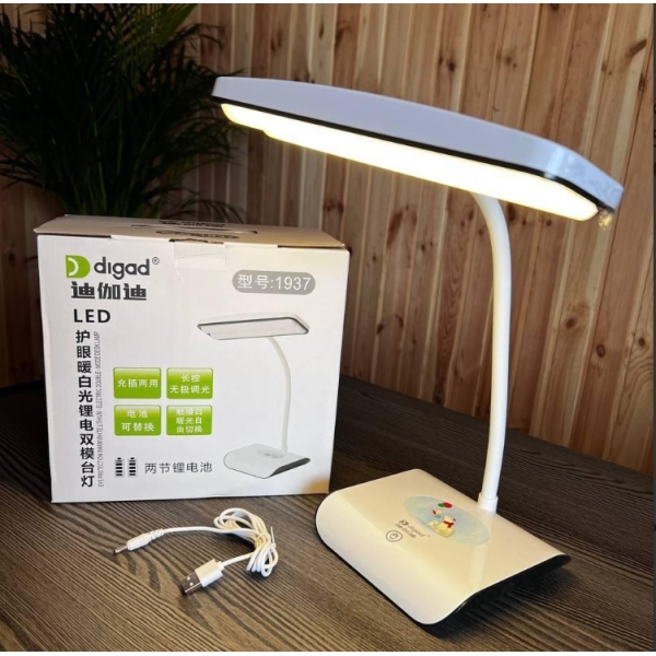 / Настольная гибкая аккумуляторная лампа digad 1937 c USB для работы и обучения  48LED 4W, белая