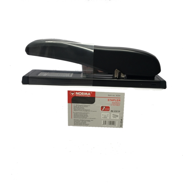 / Зшивач  100арк., 79 мм, ергоном. прогумована ручка 4054 NORMA