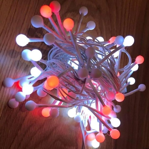 / Світлодіодна гірлянда-нитка білий дріт 100 LED Magic Lights 3 м матова кулька мульти