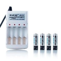 Зарядний пристрій 4хААА/АА Jiabao Digital Charger JB-212 2500mA з акумуляторами АА білий