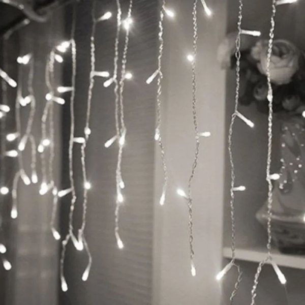 / Світлодіодна гірлянда-бахрома прозорий дріт 3.5 м Magic Lights 120 LED білий